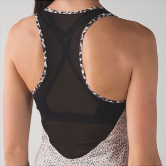 Lululemon Dance to Yoga Tank - Picture 4 of 8